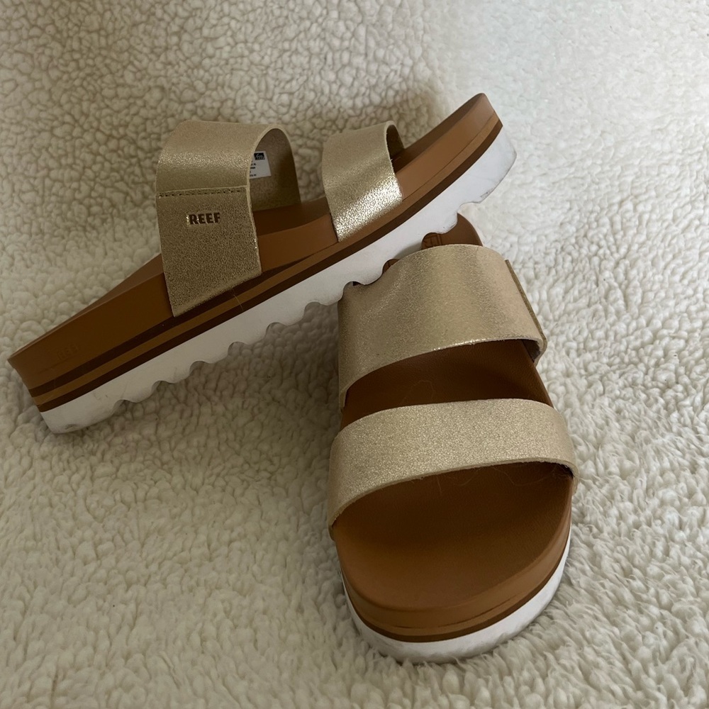 Reef Cushion Vista Hi Slide Sandals